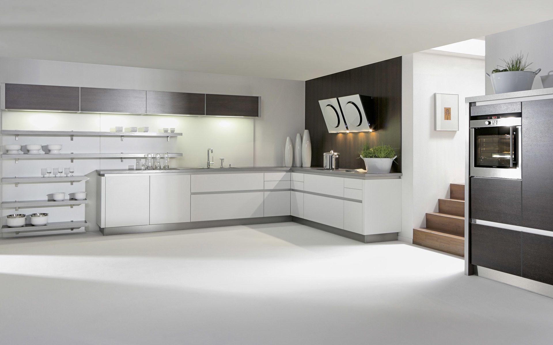 Кухня Вербена угловая белого цвета с серой столешницей в стиле модерн 