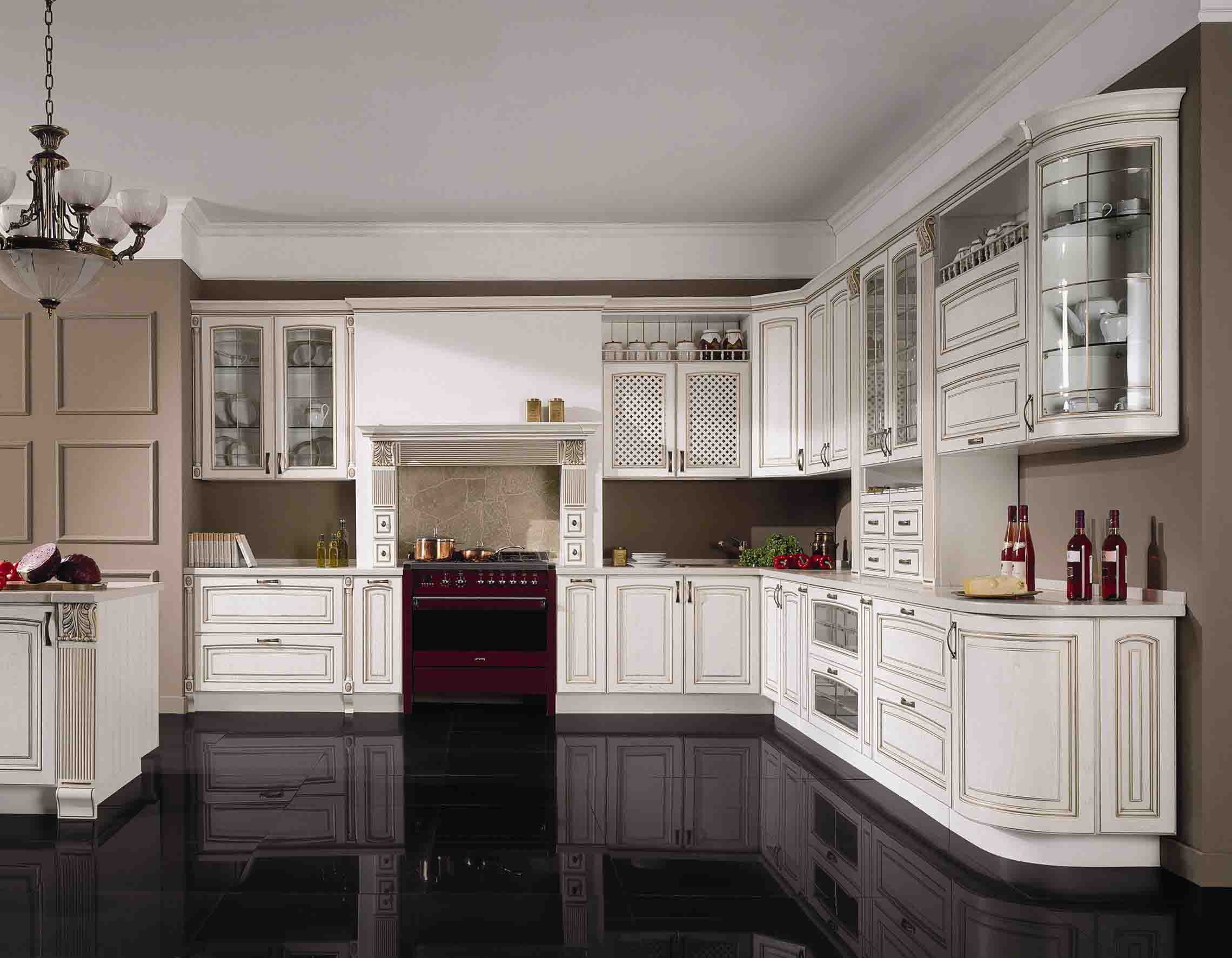 Кухня Прада угловая белого цвета в классическом стиле с подвесными шкафами со стеклом в дверцах 