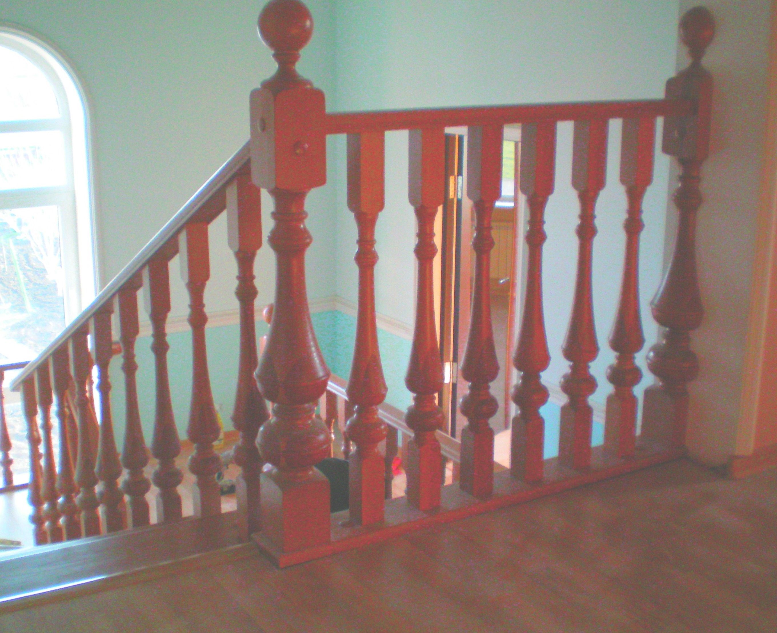 Лестница Жаннет на две секции с перилами коричневого цвета